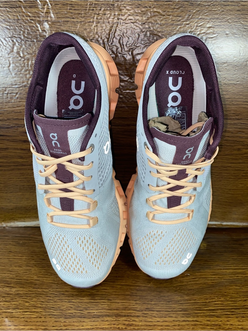 On Cloud Cloud X women’s shoe size 8.5 - Picture 9 of 14